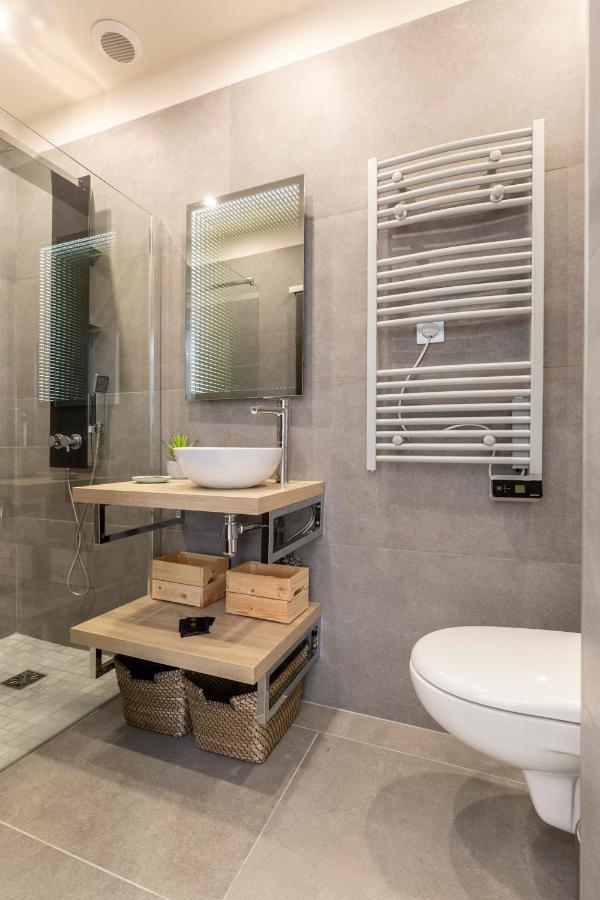 BNB RENTING Chez Thibault - Studio rénové 2-4pers Centre Antibes Fersen Esterno foto